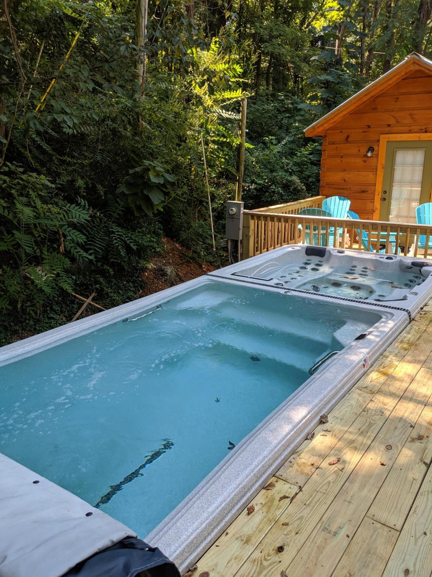 River Cabin Hot Tub & Swim Spa Near Downtown Chattanooga Exterior photo